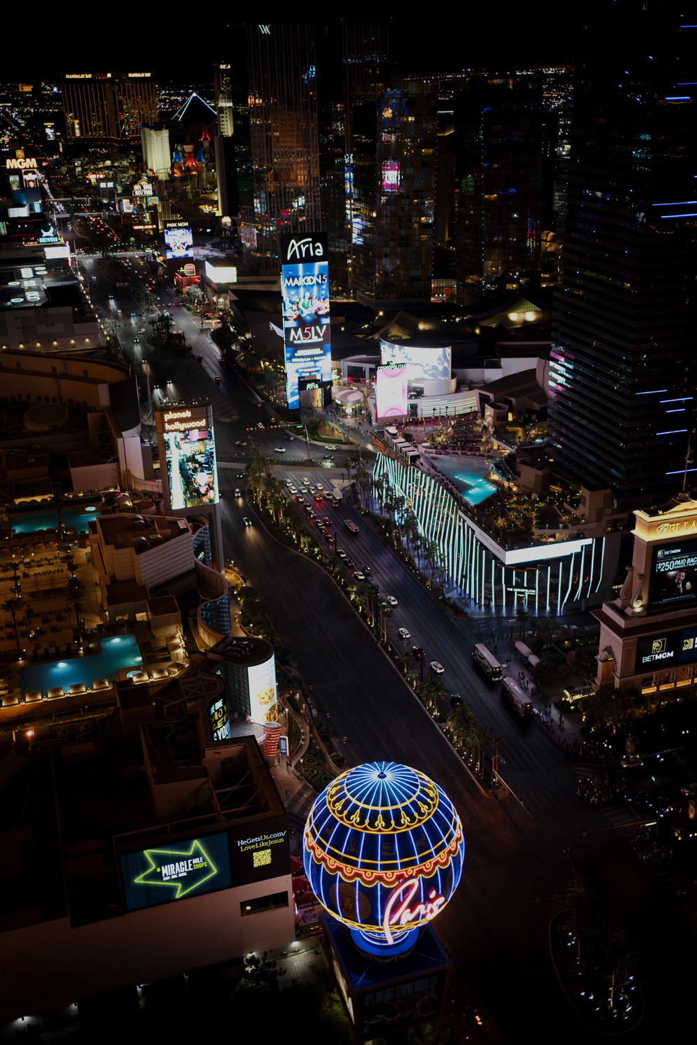 Planning a corporate event in Las Vegas at a large convention center ballroom